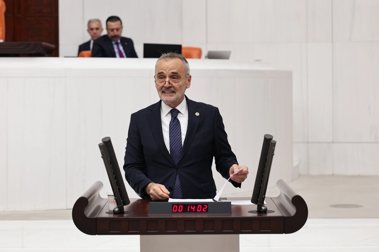 Akalın: “Şap hastalığı kontrolden çıktı, meclis derhal harekete geçmeli”