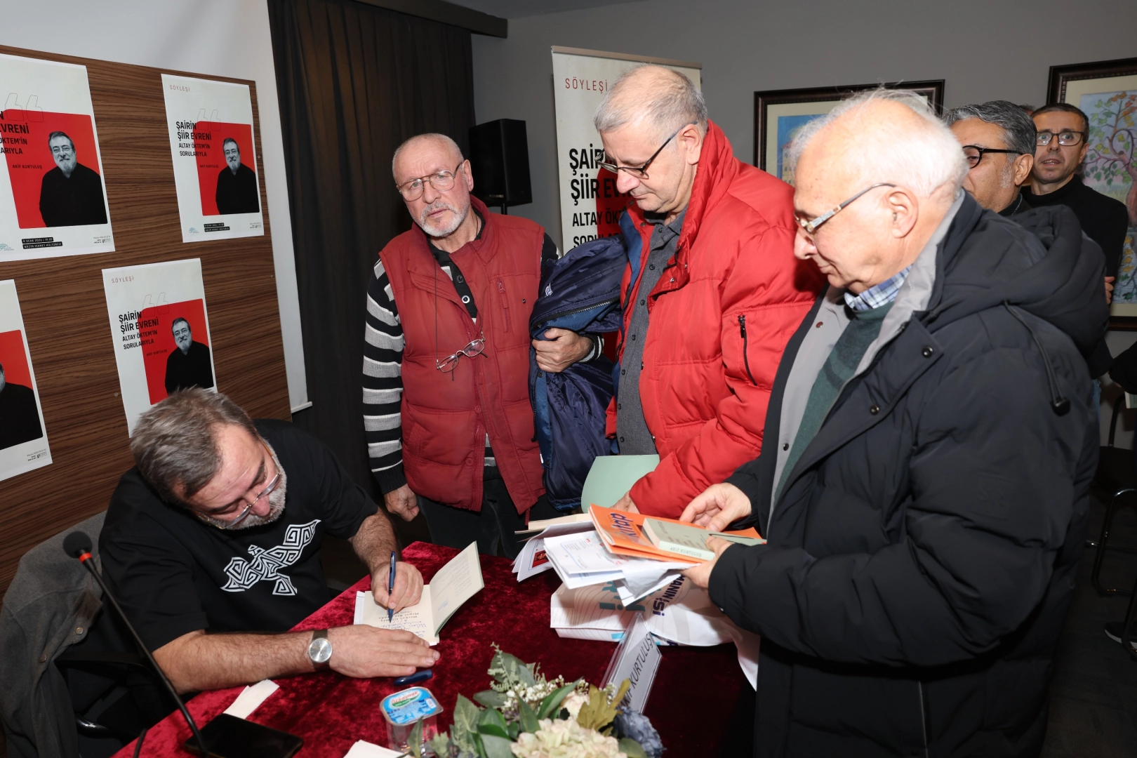 Şairin Şiir Evreni’nin konuğu Akif Kurtuluş oldu