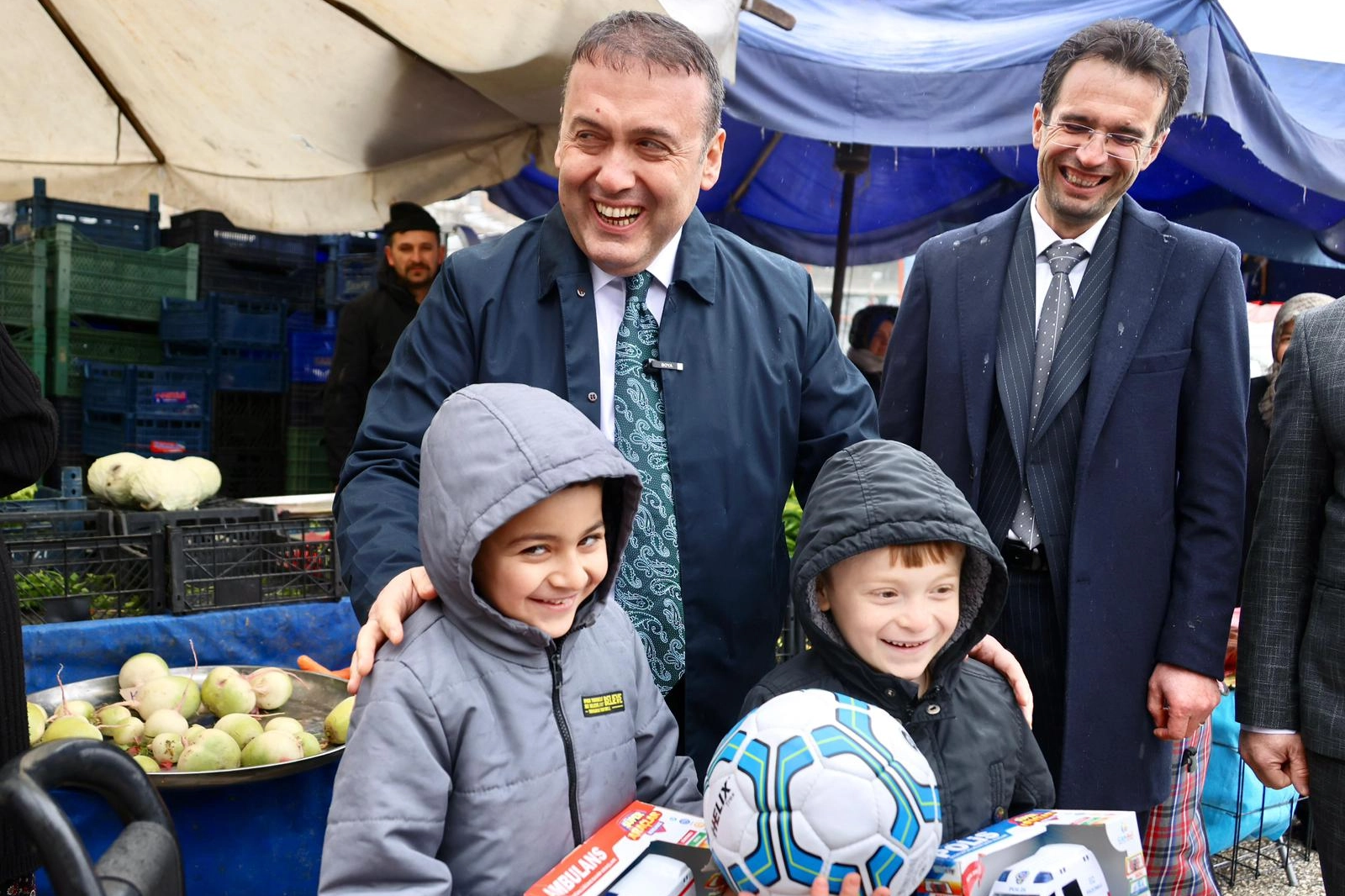 Vali Sözer hemşehrileriyle gönül köprüsü kurdu