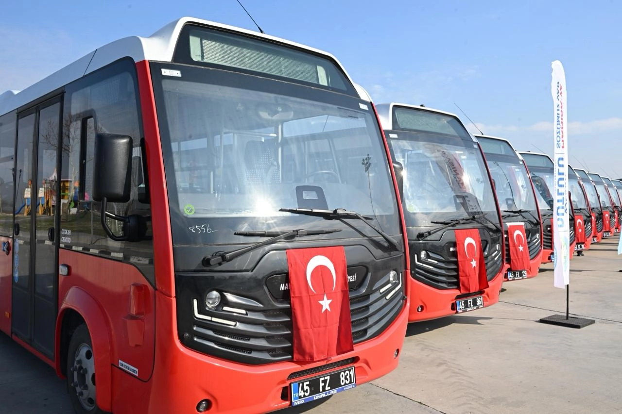 Manisa'da toplu taşımaya 12 yeni araç